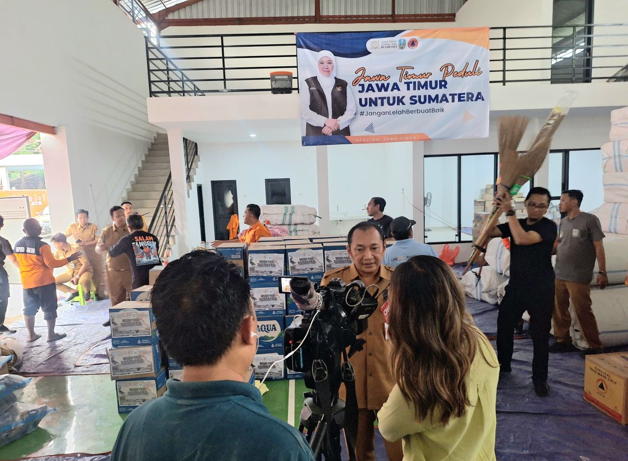 Bantuan Terus Mengalir, Posko Peduli Bencana Sumatera Pemprov Jatim Diperpanjang